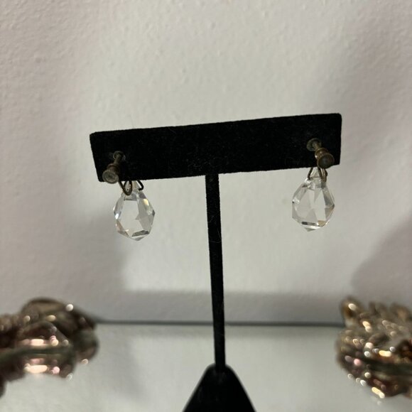 Vintage faceted glass dangle earrings crew backls - Picture 3 of 3